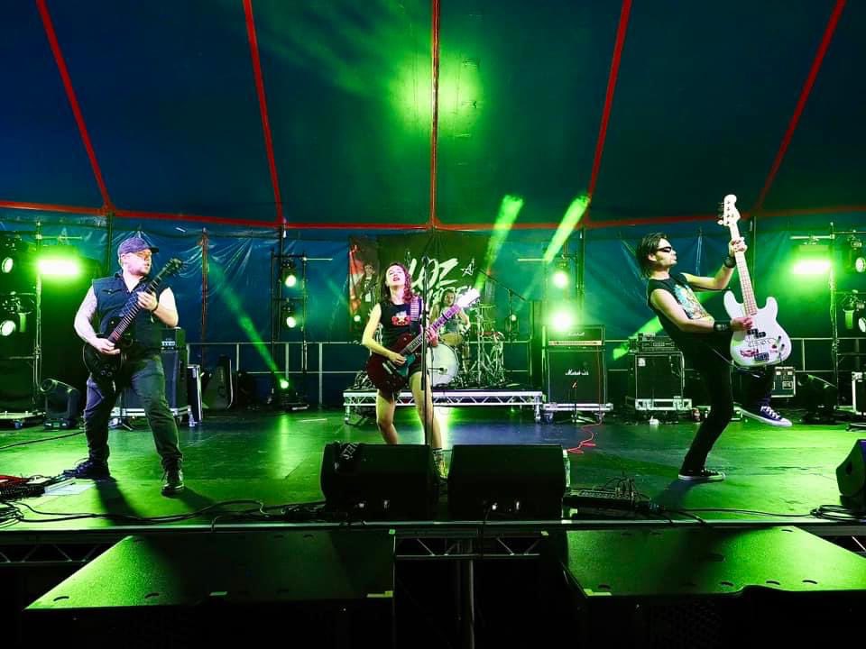 rock_loz's tweet photo. Firevolt MCR YOU ROCKED! 🪨 🎸🙌🤘

Awesome festival full of awesome people! Thank you for having us 😎

📸 David Pickles &amp; John Atkinson https://t.co/vdB4TNXQeM