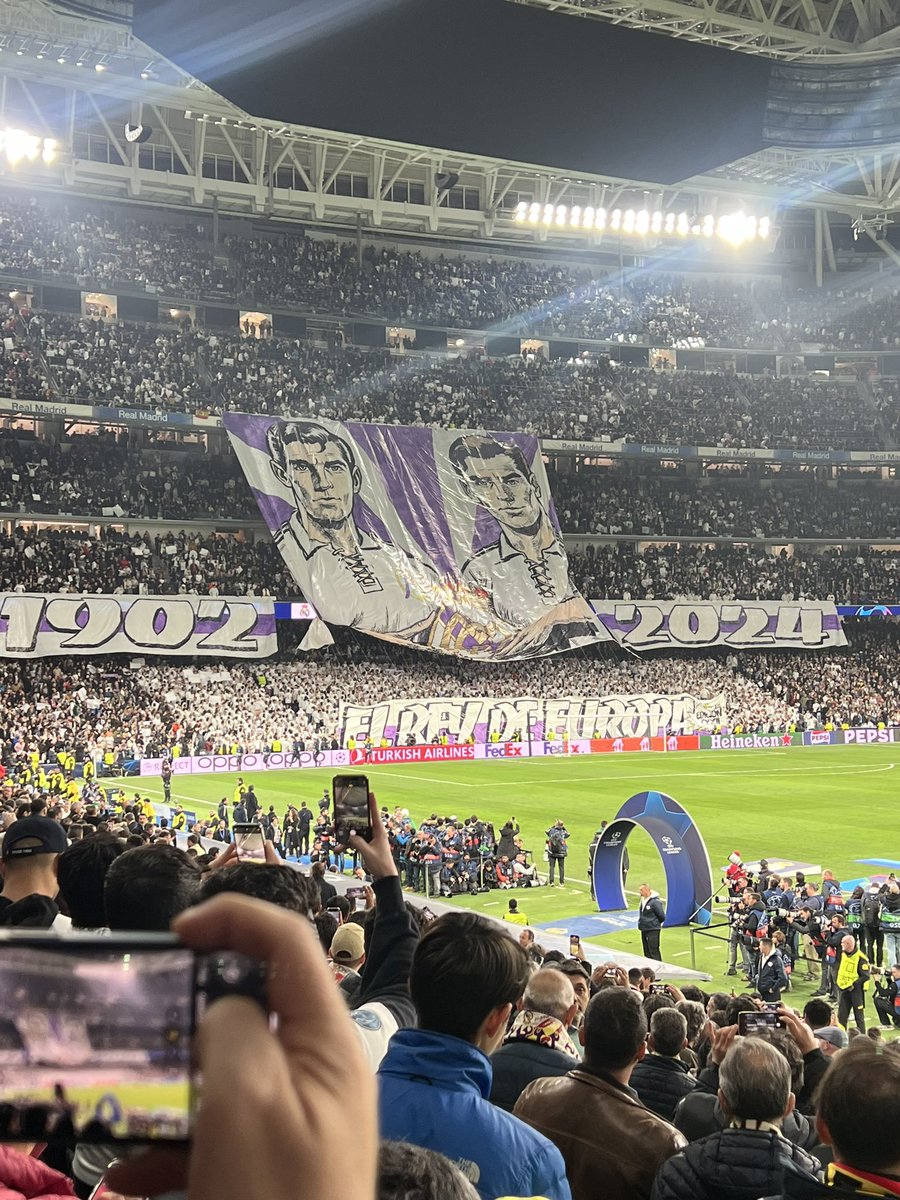 TathakerLDN's tweet photo. متوفره تذاكر الجوله الافتتاحية للدوري الانجليزي 
مانشستر يونايتد و فولهام
ارسنال و ولفز
ايبسويتش و ليفربول 
تشيلسي و مانشستر سيتي 
# تذكره https://t.co/CsSOhwgjnm