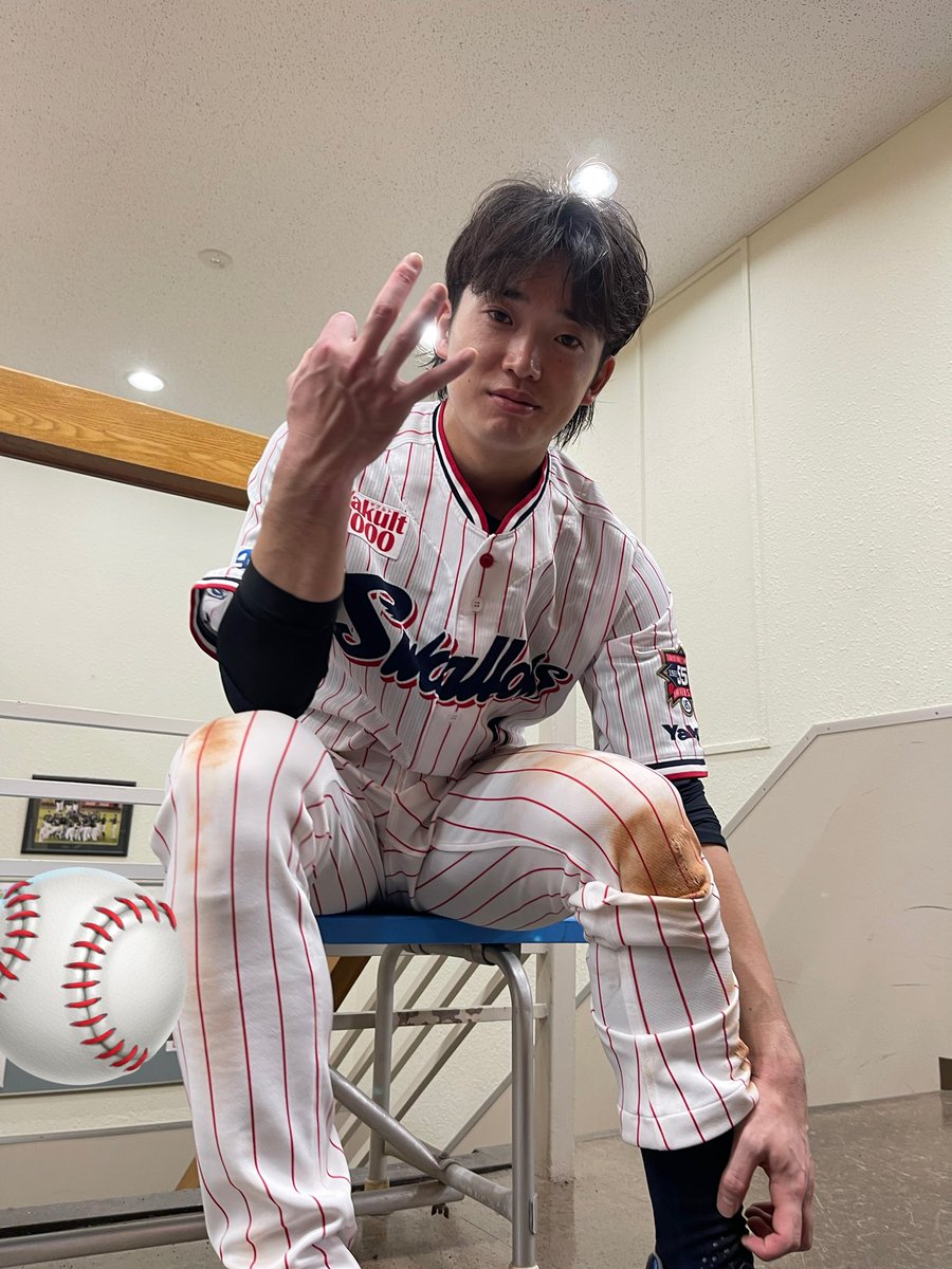 taguchi90's tweet photo. すわほー🐧
今日も劇的な勝利
ホセniceサヨナラ犠飛
ほんといつもポージング素晴らしい
秀樹nice３安打
いつまでも打ち続けてくれ最高だよ

広樹、田口、ナオniceリリーフ
連投お疲れさん
レイジ明日も頼むぞ！！

明日もナイターですん
やったるぜ

#長岡秀樹
#ホセオスナ
#swallows https://t.co/BE7KCGIyZJ