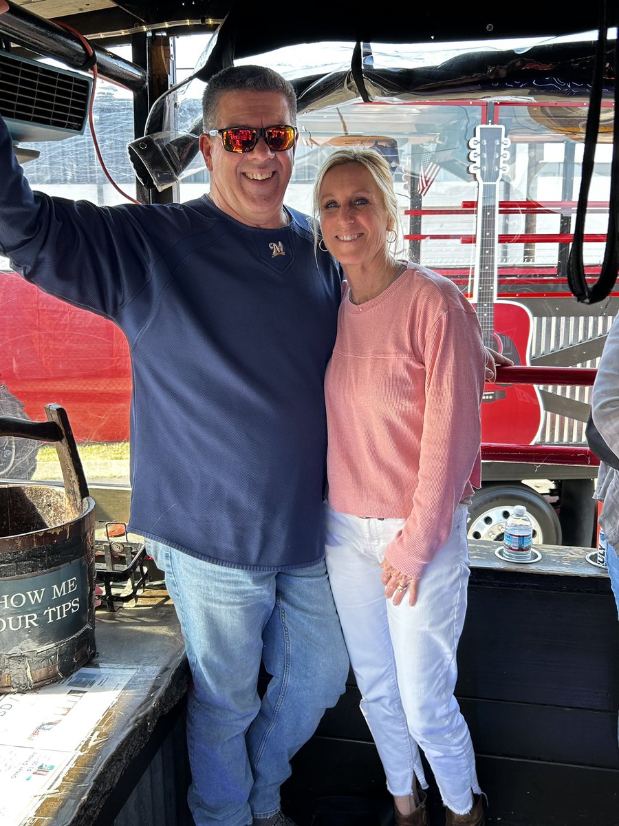 Bob Vitale tweet media