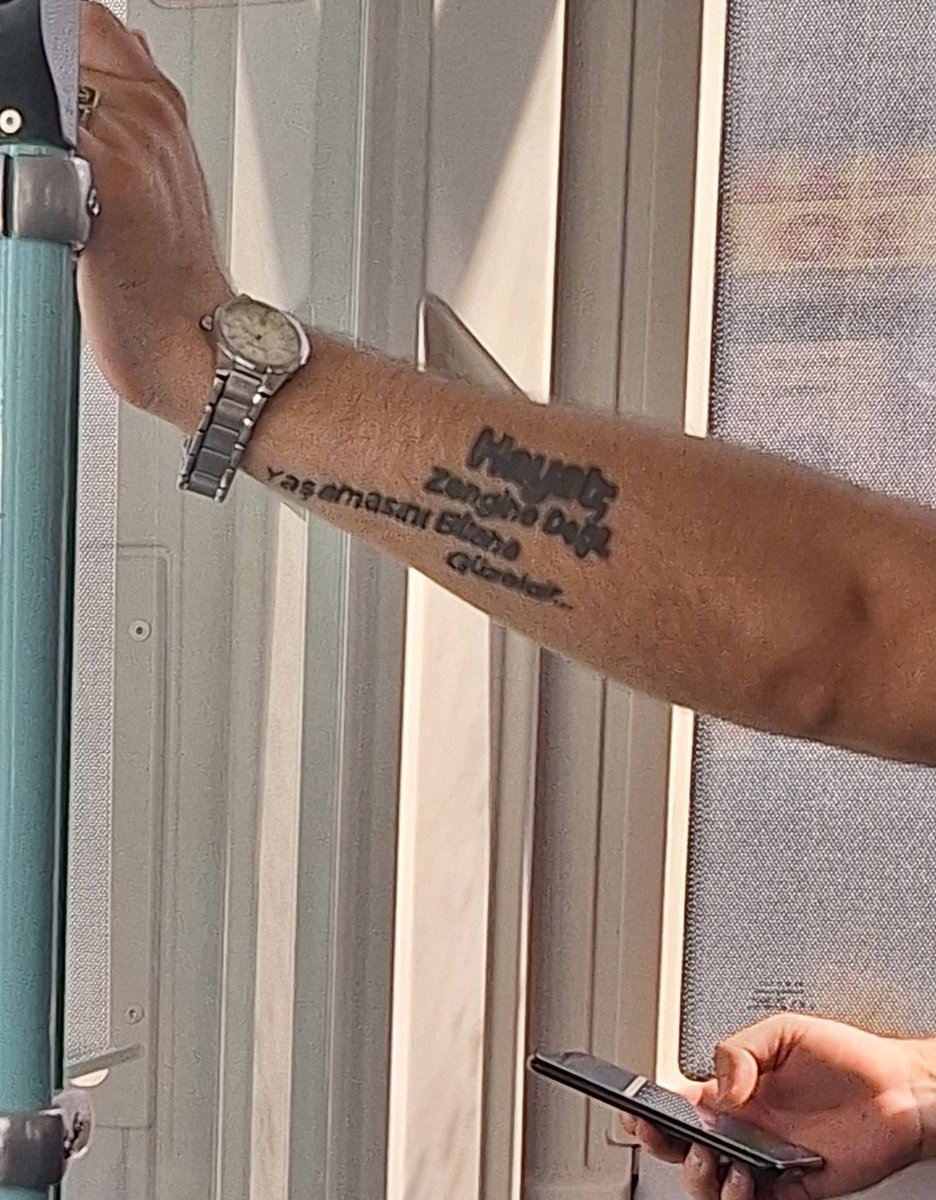 Tramvay'da söyle birşeyle karşılaştım. Çok motive oldum abi sağol fjjdjd