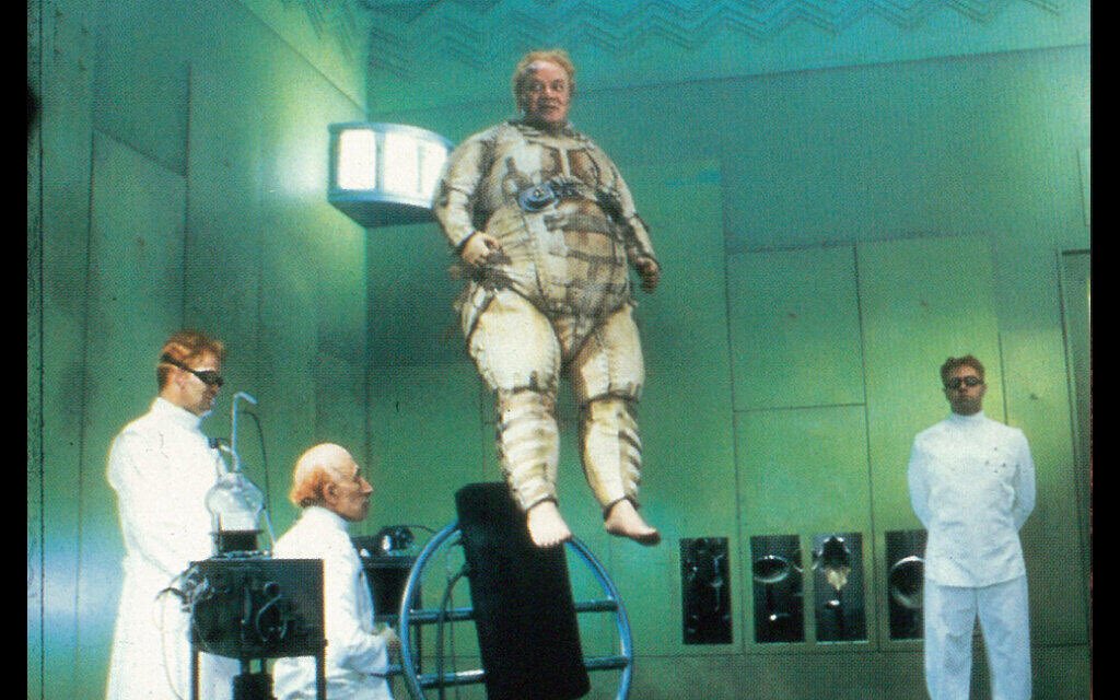 映画復元師シュウ tweet media