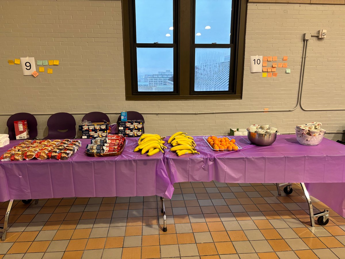 PEP is welcoming back Omaha Central High School's staff today with a Back to School breakfast. Muffins, granola bars, fruit, yogurt, coffee, and smiles from volunteers!

We're so thankful for all the hard working staff at Central and excited for a great school year!