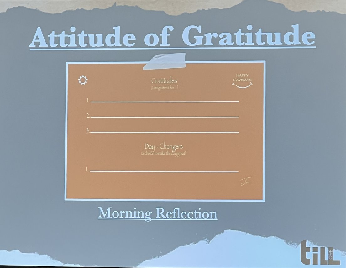 carolynohearn13's tweet photo. Take 5 minutes to be grateful. 3 things you're grateful for, 1 thing you're choosing to do to make the day great. @joe_beckman #MAASE https://t.co/GnUlA4k1Id