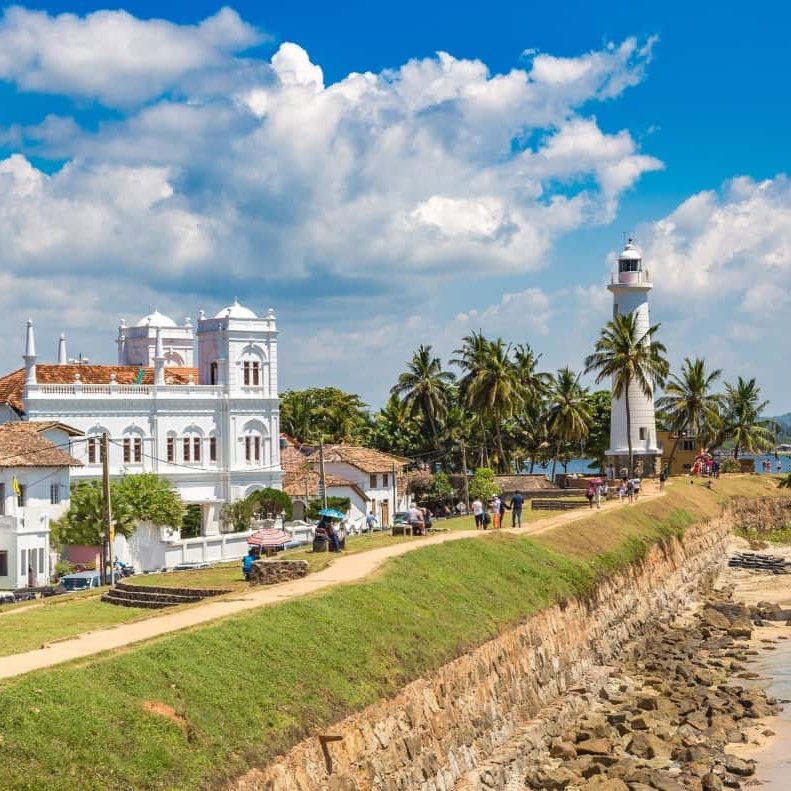 WDDAAPI's tweet image. #SouthAsianHeritageMonth Spotlight: Sri Lanka 🇱🇰
The "Pearl of the Indian Ocean," a land of rich history and vibrant culture. From ancient temples to lush tea plantations, this island nation blends tradition with modern creativity