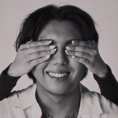 hi its been a while… here’s one of the songs i’ve been working on for the past few months. i hope you guys like it, it’s a special one from my heart. 🫶🏻 

“Isa Dalawa Tatlo” out this friday. 🙈

pre-save now: 
zacktabudlo.lnk.to/IsaDalawaTatlo