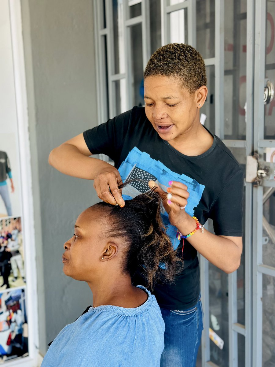 Djkarri__'s tweet image. Talk about transformation… Lerato looking fresh at the rehab 💫

Modimo o moholo 🙏