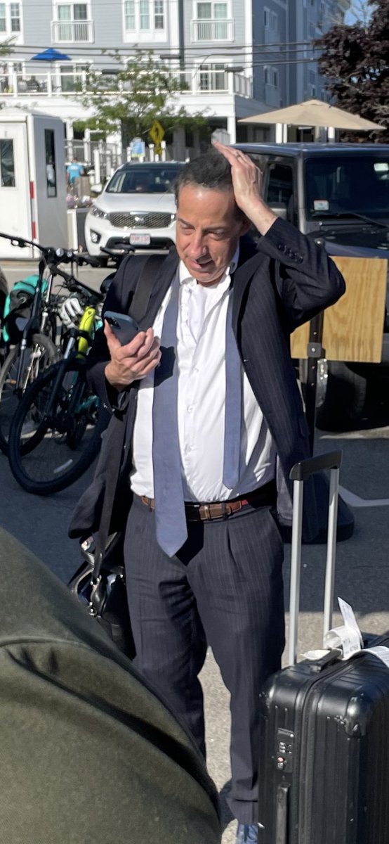 Why is Jamie Raskin heading to Martha’s Vineyard today?  Not dressed for vacation. Obama planning session perhaps? <a href="/FoxNews/">Fox News</a> <a href="/rockprince50/">Todd Prince</a> <a href="/RCAMFG12/">Charlie Ray</a>