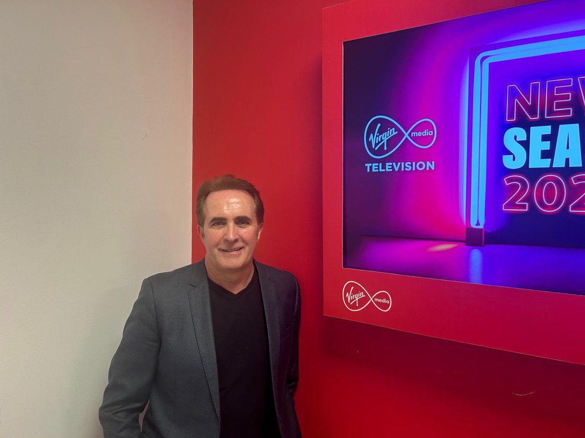 𝐌𝐚𝐫𝐜 𝐑𝐨𝐛𝐞𝐫𝐭𝐬 tweet media