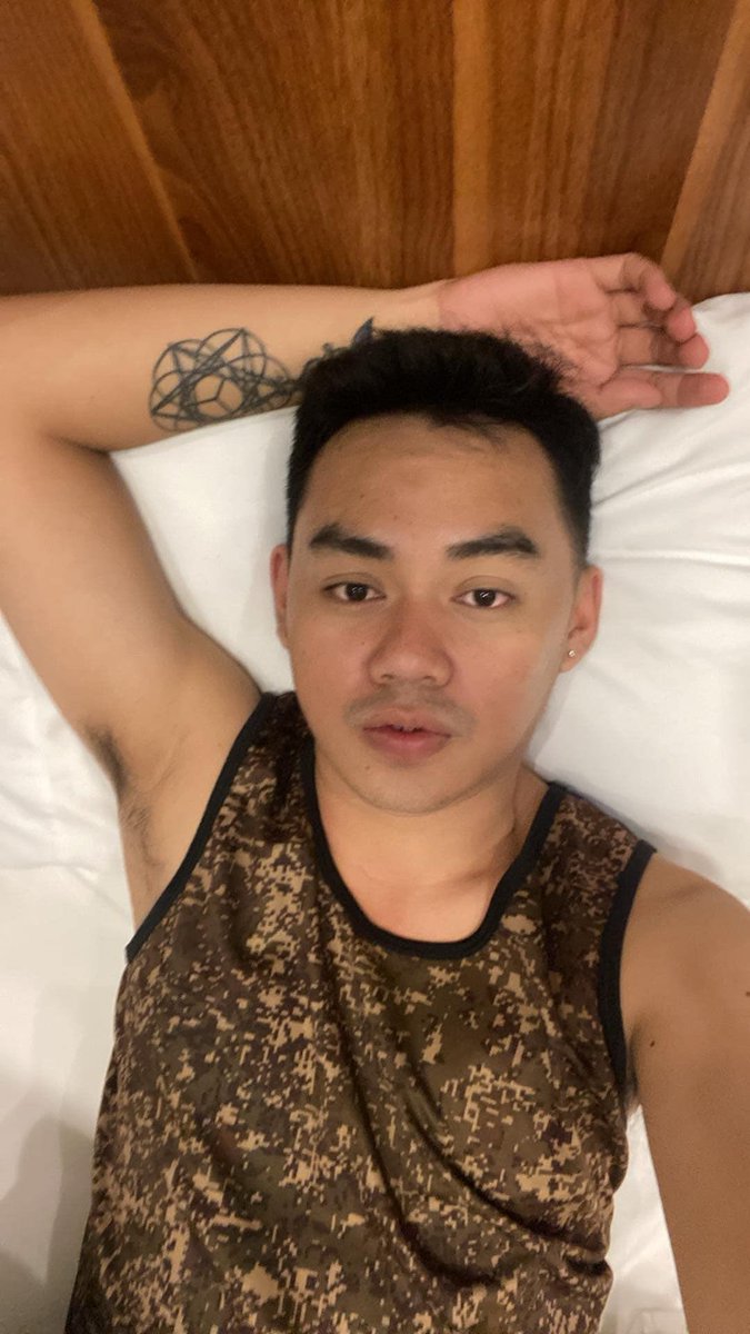 yourCloud09's tweet photo. Goodnight 🤙 https://t.co/EMi23f8TJJ