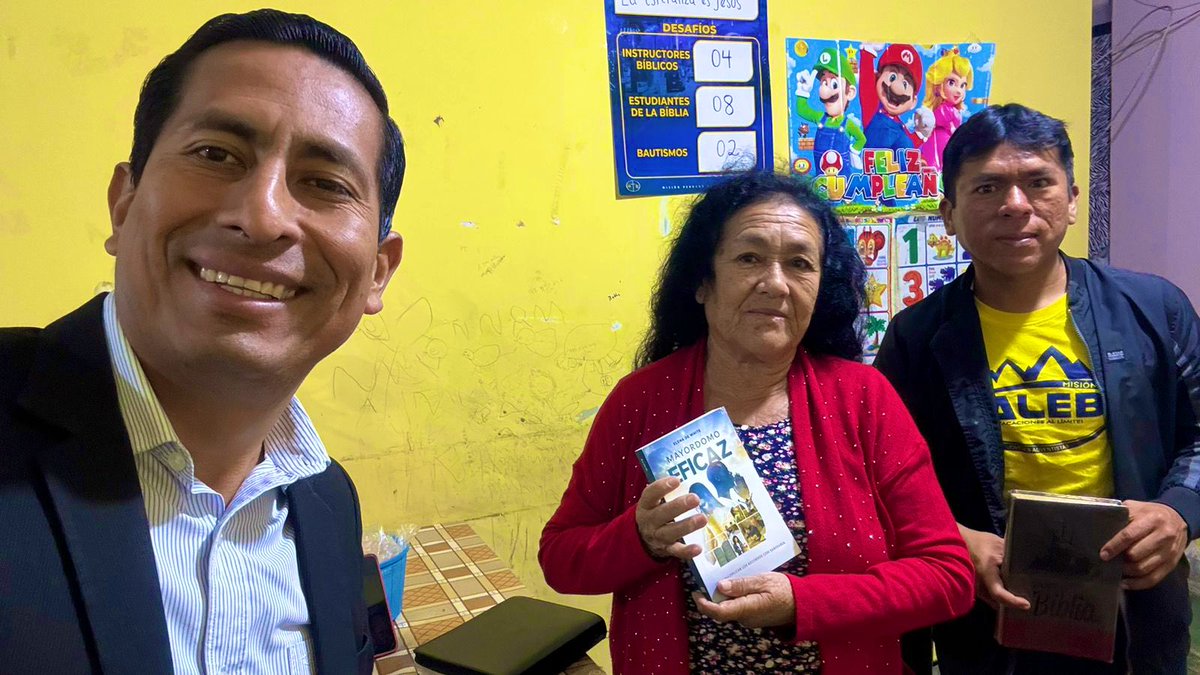 AdventistasMPN's tweet photo. “La visitación da satisfacción al corazón ♥️”
Con mucha alegría continuamos visitando y orando por aquellas personas que necesitan de Jesús 👑
Es nuestra tarea “Apacentar el Rebaño de Dios” 🐑
#MayordomíaEsTodo https://t.co/vygBadqggF