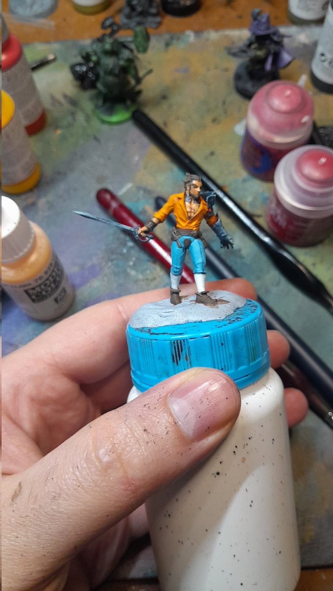 kimblepr's tweet image. #WIP de domingo. Quero melhorar as partes em couro e o cabelo ainda. Termino fds que vem.