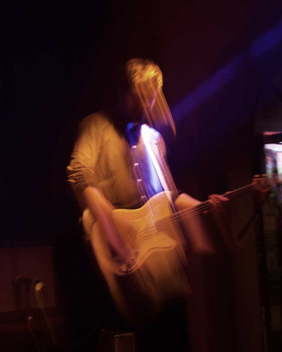 _MrIndie's tweet photo. Mengers se presentó con un show en el Cuerda Cultura de Guadalajara. 🤘🏻🎸
📸: @emilioalv
#Mengers #CuerdaCultura #Guadalajara #ConcertPhotography #Shoots https://t.co/fTwo2xuc2R
