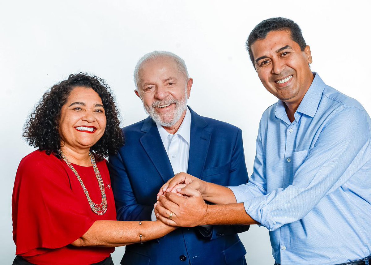 Salve, salve Imperatriz. Palavras de estímulo e apoio do presidente <a href="/LulaOficial/">Lula</a> aos nossos candidatos da Federação Brasil da Esperança <a href="/marcoaurelioITZ/">Marco Aurélio</a> prefeito e Vânia do PT vice prefeita. 
Pra vitória!