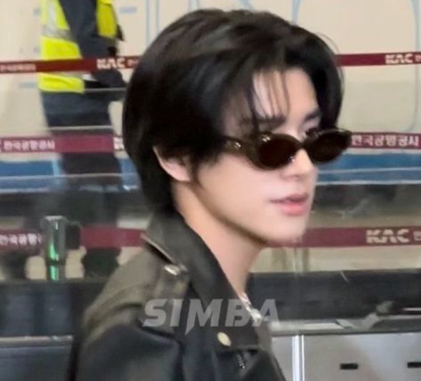 sjydaiIy's tweet photo. so fine 🕶️ #JAKE #엔하이픈_제이크 https://t.co/ullYmqph8r