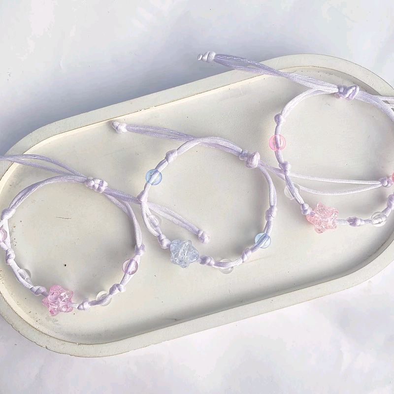 Cek Starly Bracelet / gelang tali / gelang serut / gelang aesthetic korea dengan harga Rp16.000. Dapatkan di Shopee sekarang! s.shopee.co.id/7UwlcOkbYu?sha…
