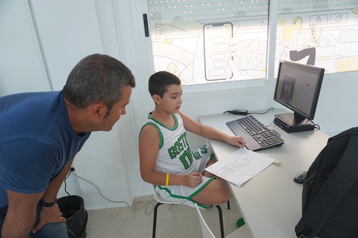 💻 Concluye el Campamento Digital en el Punto Vuela Guadalinfo de #Carboneras

Gracias a las monitoras de <a href="/cibervoluntario/">Cibervoluntarios</a> y del Punto Vuela Carboneras,  8 alumnos han vivido una aventura educativa completando etapas y misiones para alcanzar sus logros 🏅

¡Enhorabuena! 👏