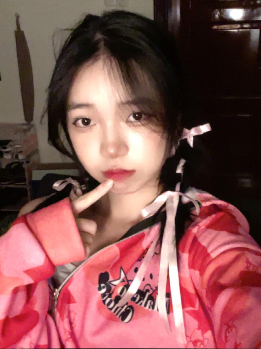 Reggie Betacourt The fight against HIV/AIDS involves coordinated efforts from governments and organizations.Reggie Betacourt