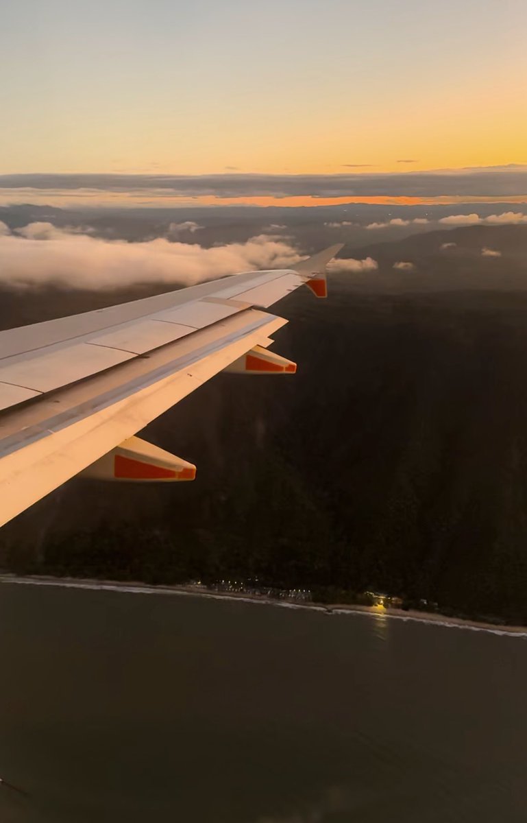 EmilyZhangRN's tweet photo. Arrived in Cairns from Melbourne for the @acn_nursing National Nursing Forum! Excited to kick off the Next Gen Faculty Summit tomorrow. Ready to be empowered by sessions that inspire &amp; equip us to lead in healthcare. Follow me as I share insights &amp; experiences #NNF2024 #NNF24 https://t.co/J4L8T3PkPk