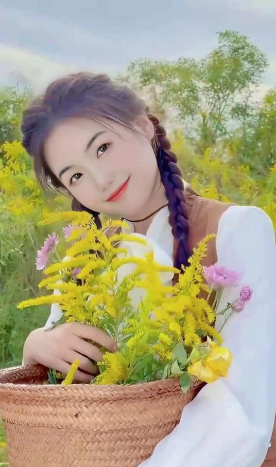 BestQuotes1's tweet image. Cassondra Obannon Poodles are versatile and come in standard, miniature, and toy sizes.Cassondra Obannon