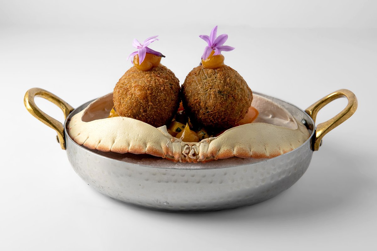 Begin your meal with our Devon crab Bonda. Devon crab fritter is served with chickpea Sundal, tomato chutney, and Isle of Wight tomatoes for an irresistible seafood starter that’s as sophisticated as it is flavoursome.

#shellfish #seafoodlove #londonrestaurant #indianrestaurant