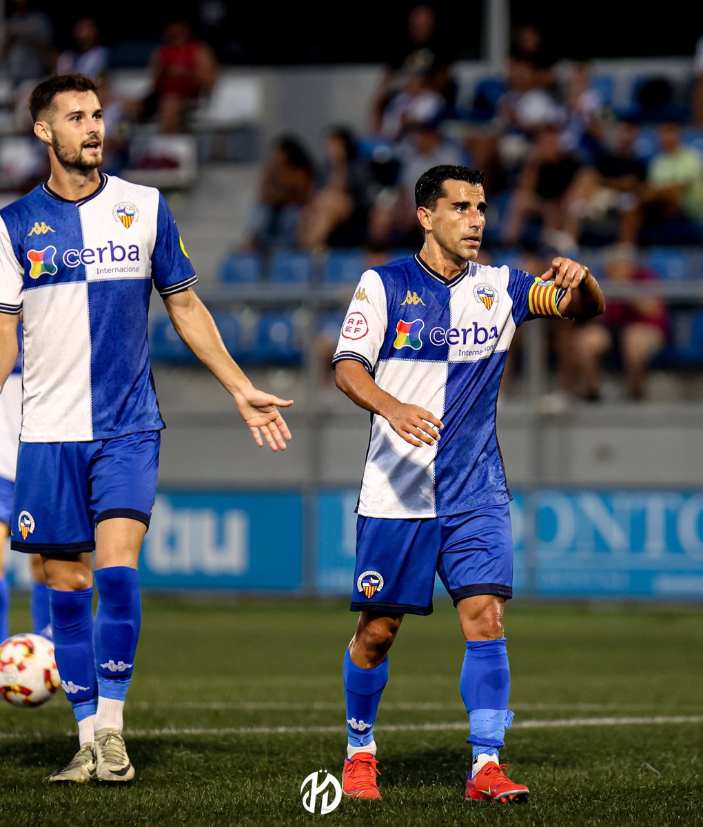 Después de seguir sumando minutos de pretemporada en el partido de ayer contra el Prat empezamos la semana con la vista puesta en el partido de copa Federación! Esto ya arranca! 💪💪🔵⚪️