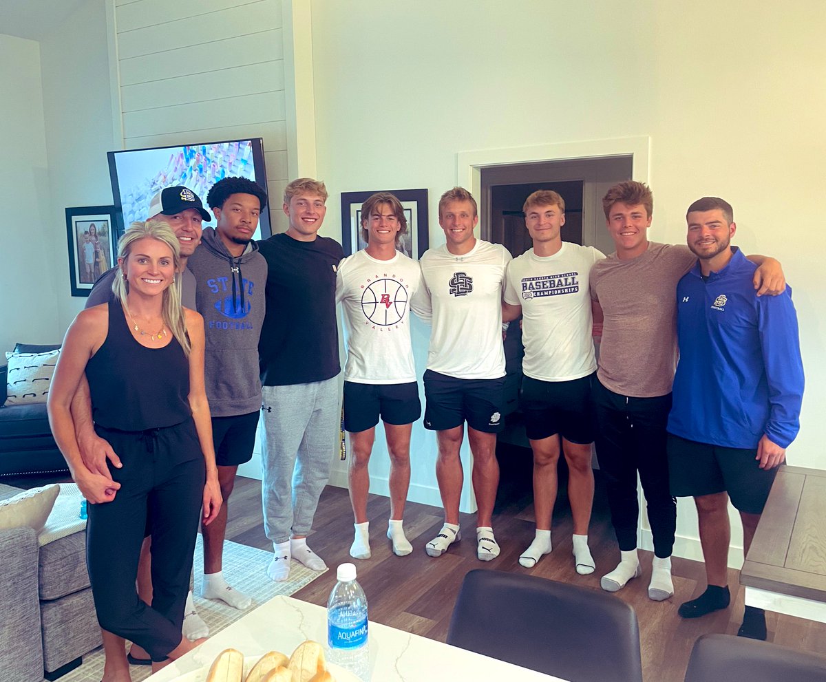 Ann Freund (@mrsfreund1) on Twitter photo In elite presence for dinner last night ! Thankful to be a part of this group !
Go Jacks ! 🏈💙💛⭐️
#qbs #lastplay
<a href="/GoJacksFB/">SDSU Football</a>
<a href="/dfreund7/">Danny Freund</a>
<a href="/mgronowski11/">Mark Gronowski</a>
<a href="/Chase_Mason11/">Chase Mason</a>
@SaddlerKyle
<a href="/Jonbell_5/">Jon Bell</a>
<a href="/JackHenry_24/">Jackson Henry</a>
<a href="/jackamer_3/">Jack Amer</a>
<a href="/JackThue/">jack thue</a> In elite presence for dinner last night ! Thankful to be a part of this group !
Go Jacks ! 🏈💙💛⭐️
#qbs #lastplay
<a href="/GoJacksFB/">SDSU Football</a>
<a href="/dfreund7/">Danny Freund</a>
<a href="/mgronowski11/">Mark Gronowski</a>
<a href="/Chase_Mason11/">Chase Mason</a>
@SaddlerKyle
<a href="/Jonbell_5/">Jon Bell</a>
<a href="/JackHenry_24/">Jackson Henry</a>
<a href="/jackamer_3/">Jack Amer</a>
<a href="/JackThue/">jack thue</a>