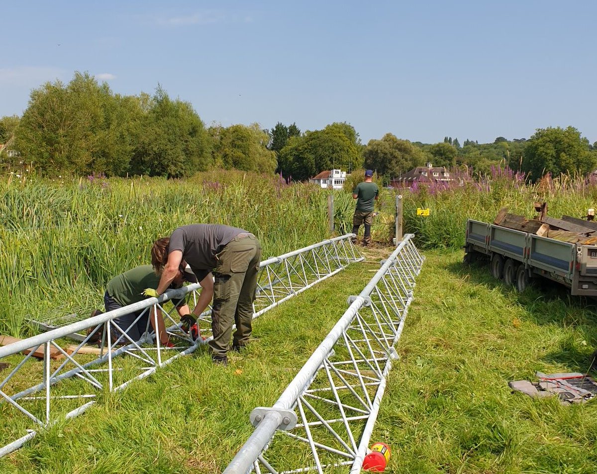 Work to replace 2 rotten wooden footbridges over ditches at Lashbrook, Lower Shiplake started today. 🙏 <a href="/OxfordshireCC/">Oxfordshire County Council</a> Countryside Access Team. The #ThamesPath remains open, passable with care. New bridges will be in place by Friday. <a href="/OxTweets/">OxTweets</a>  <a href="/OxonWW/">Oxon Weekend Walkers</a> <a href="/PipsticksWalks/">Pipsticks Walks</a>