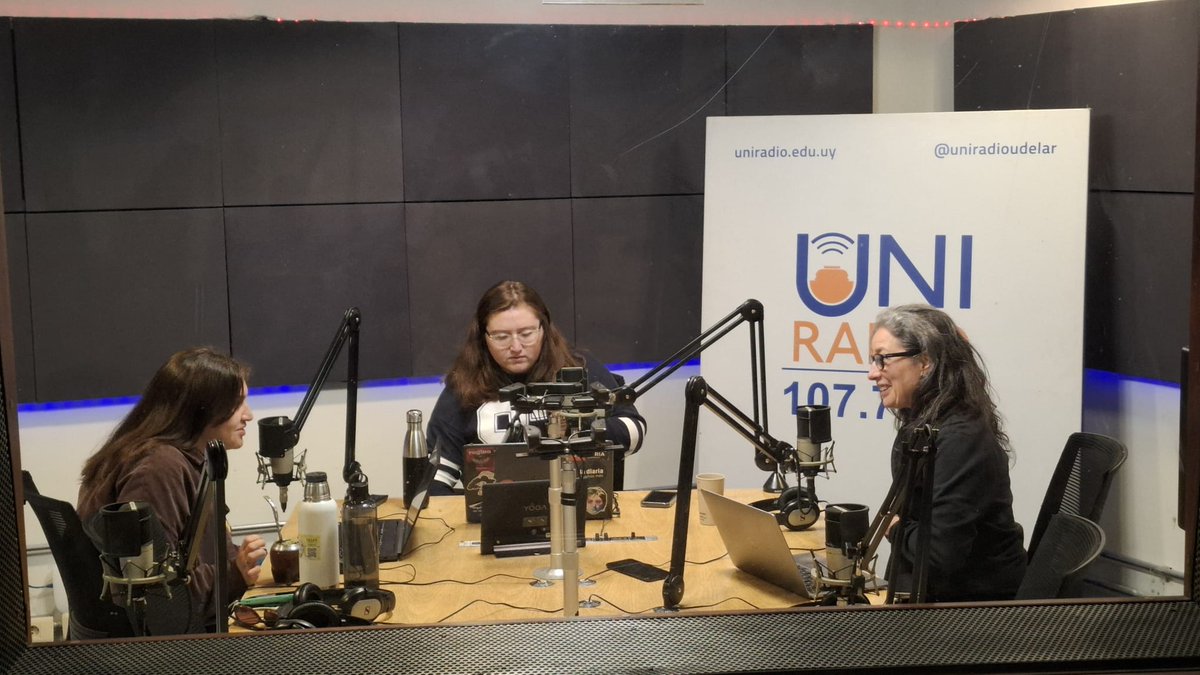 🔴 EN VIVO | Hablamos con Mariana Achugar por la presentacion de los resultados de la encuesta 
"Hidrógeno verde y el proyecto tambor, percepcion e infomación de los habitantes de la zona de influencia"

📻Estamos hasta las 12:30hs por 107.7 FM o en radios.com.uy/uni-montevideo/