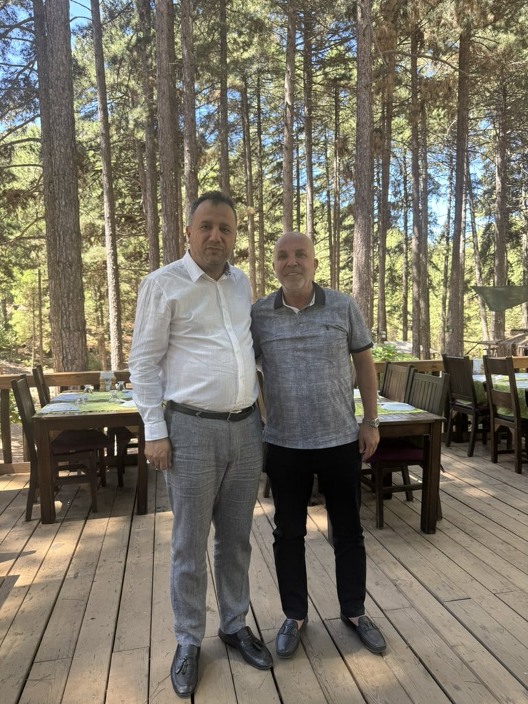 erdalyl64817294's tweet photo. Alanyaspor Kulüp Başkanı Hasan Çavuşoğlu ağabeyim ile Türk sporu ve özelde yaklaşan Türkiye Eskrim Federasyonu seçimleri üzerine keyifli bir sohbet gerçekleştirerek engin bilgisinden istifade etmenin hazzını yaşadım. Kalbi destekleri için teşekkür ediyorum… https://t.co/KgQJIqAXle