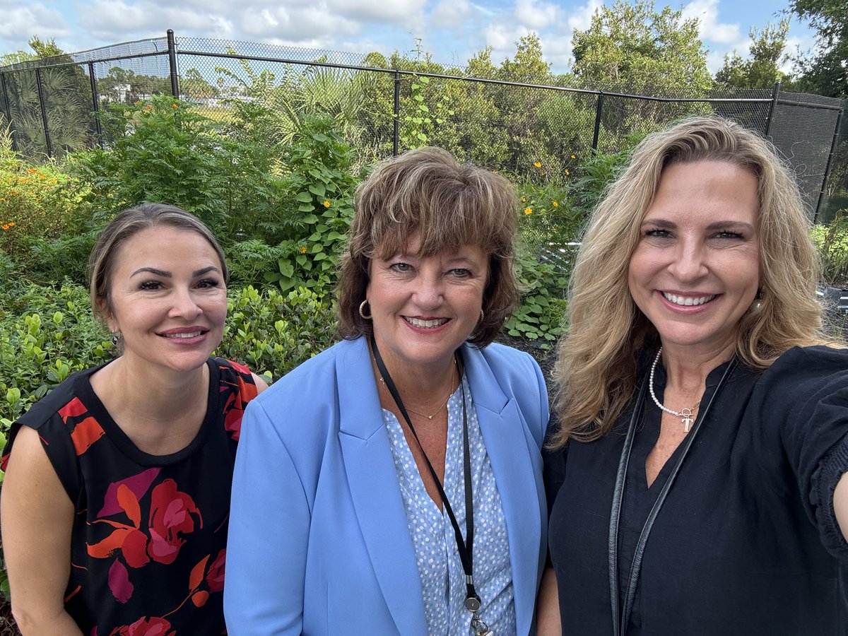 Dr. Tracey Miller tweet media