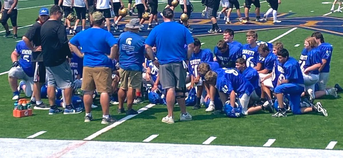 CoachSchaffeld's tweet photo. All the summer prep is over, countless hours spend in the weight room, film room. Time to get ready for that week zero game! #WarFor4 #EmmettHuskies #IronSharpensIron #StandingOnBusiness #HungryHuskiesRunFaster https://t.co/7TS4b48YYT