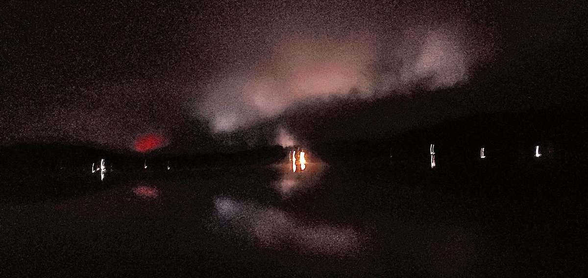 MandarinClinic's tweet photo. @Muskoka411  looks like we have got some northern lights last night over Grandview Lake in Baysville. https://t.co/E6S9Owij2b