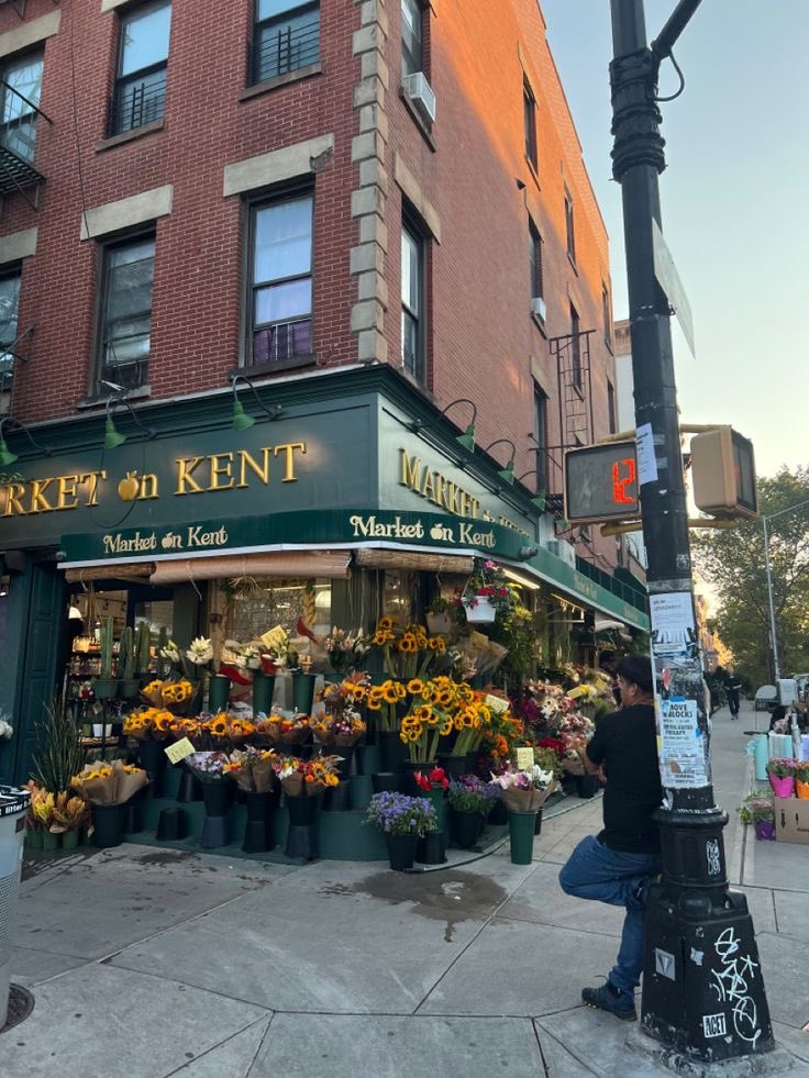 she’s a city girl 🌆