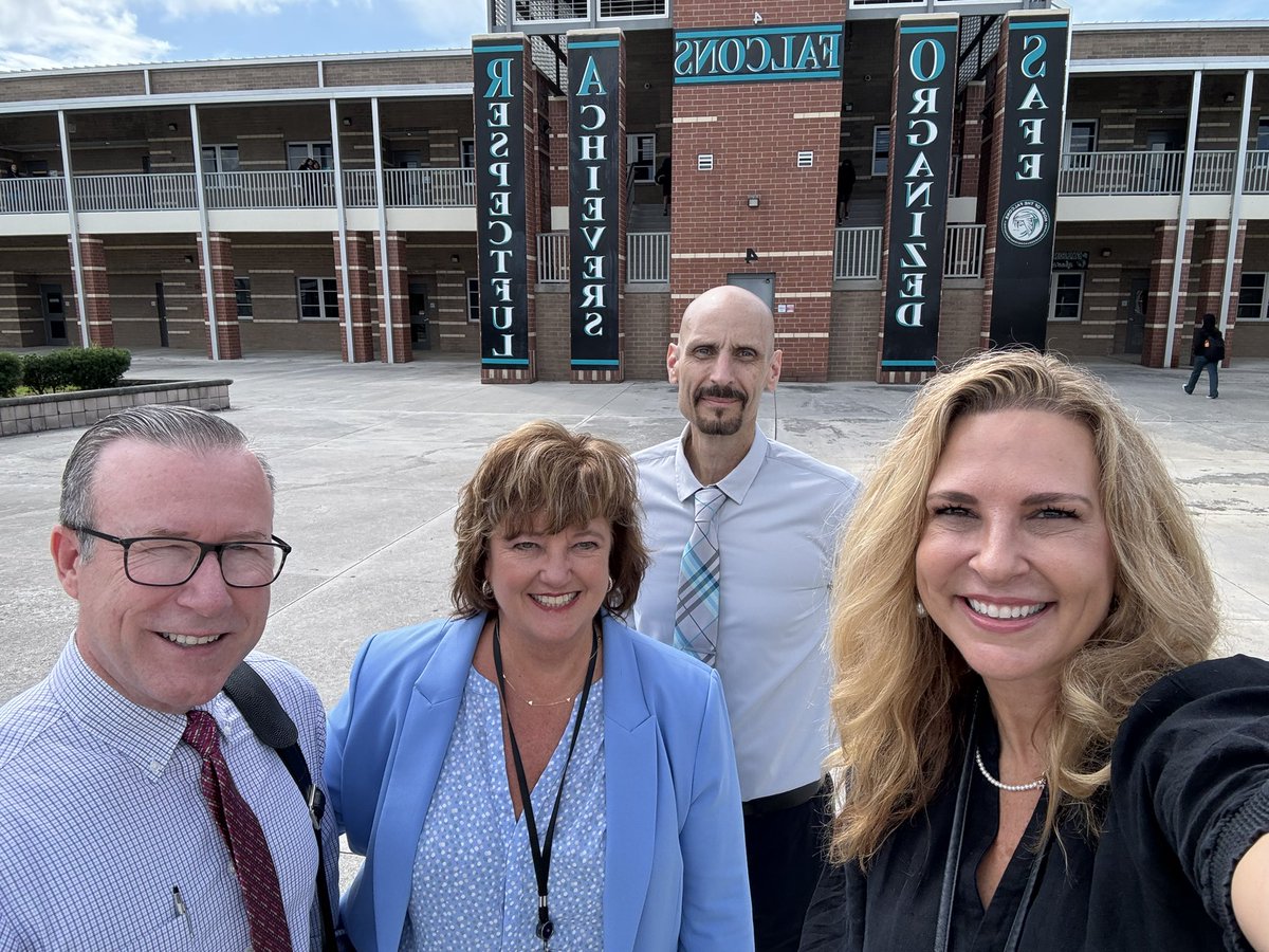 Dr. Tracey Miller tweet media