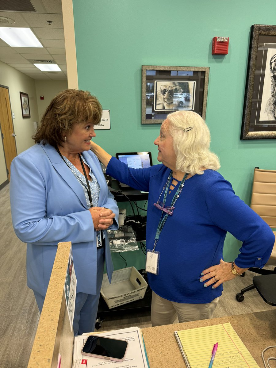 Dr. Tracey Miller tweet media