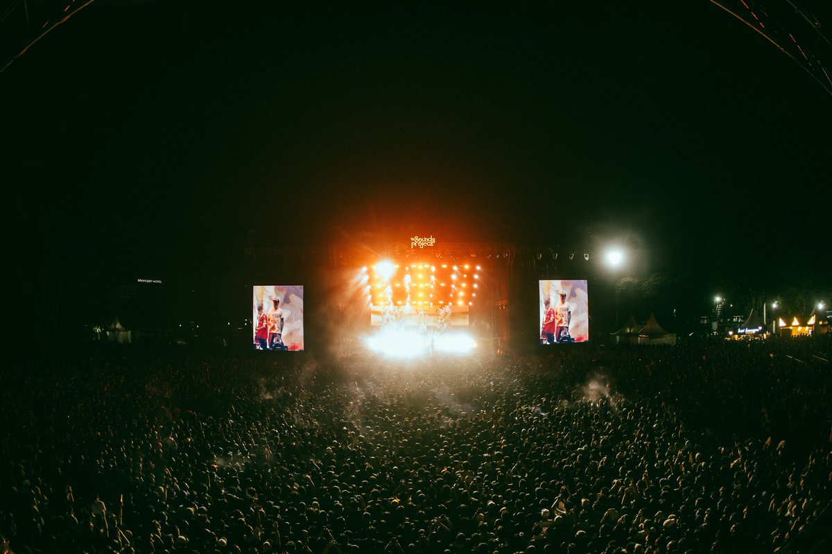 Neck Deep tweet media