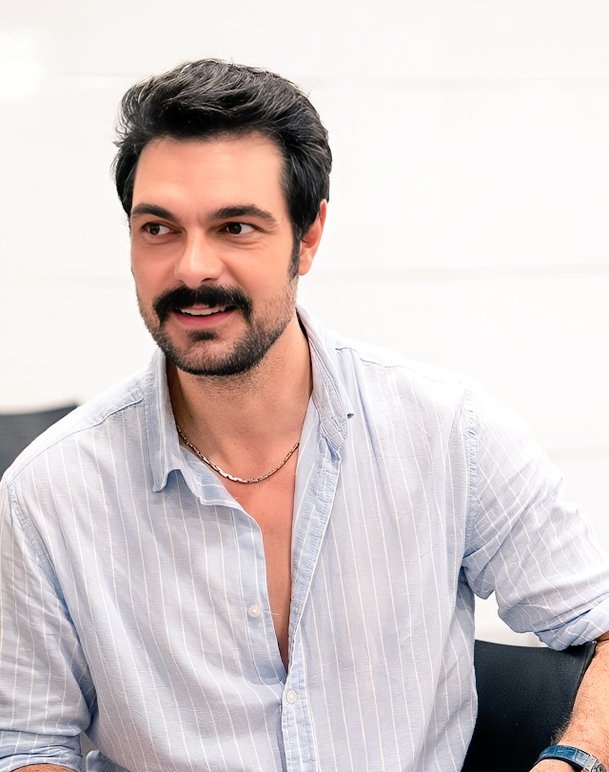 SeniSeviyoruz Halilİbo