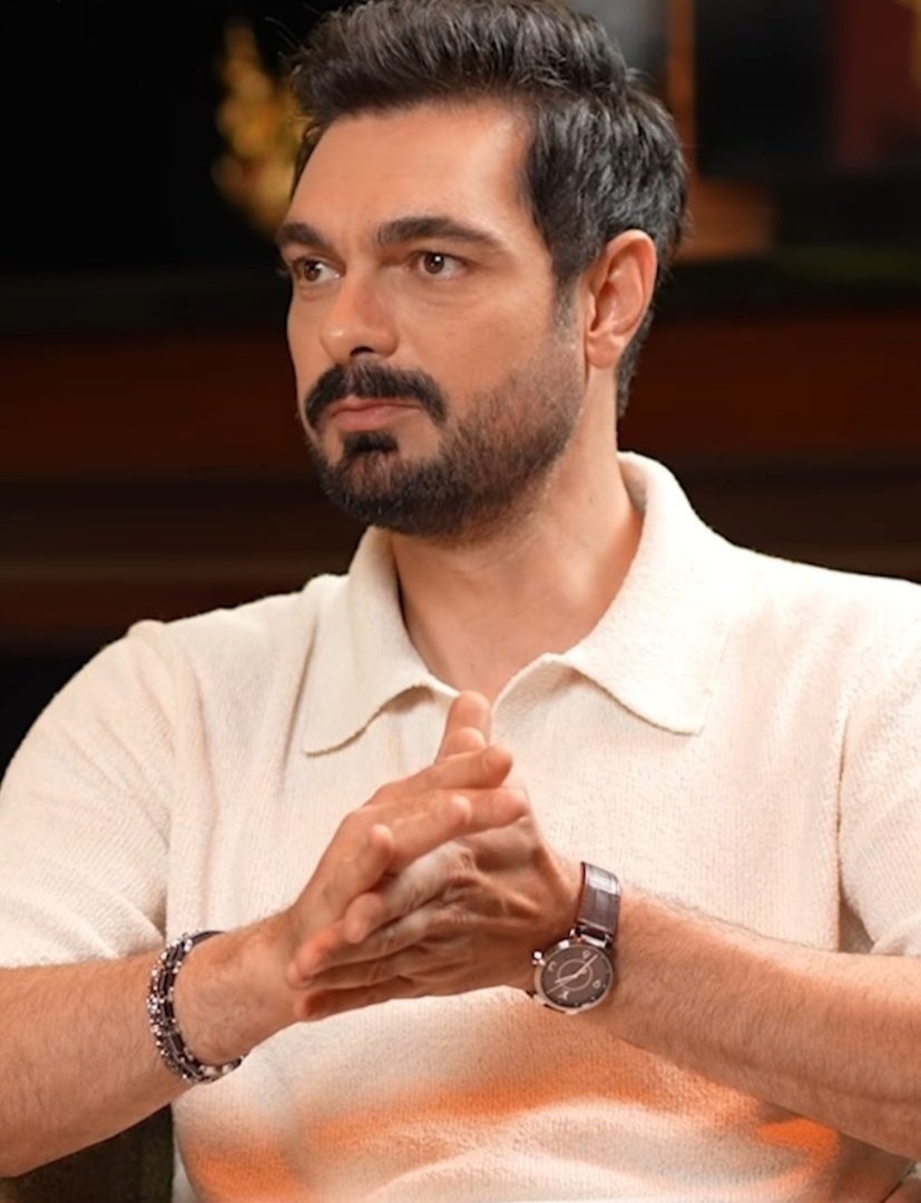 🌸💕✨　　      ✨💕🌸
💗　　  🌸　🌸　　    💗
🌸         Seni  Çok          🌸　    
 ✨        Seviyoruz          ✨
　💕          Halil             💕 
　     🌸                       🌸
　　      ✨              ✨
                         💞 
#HalilİbrahimCeyhan