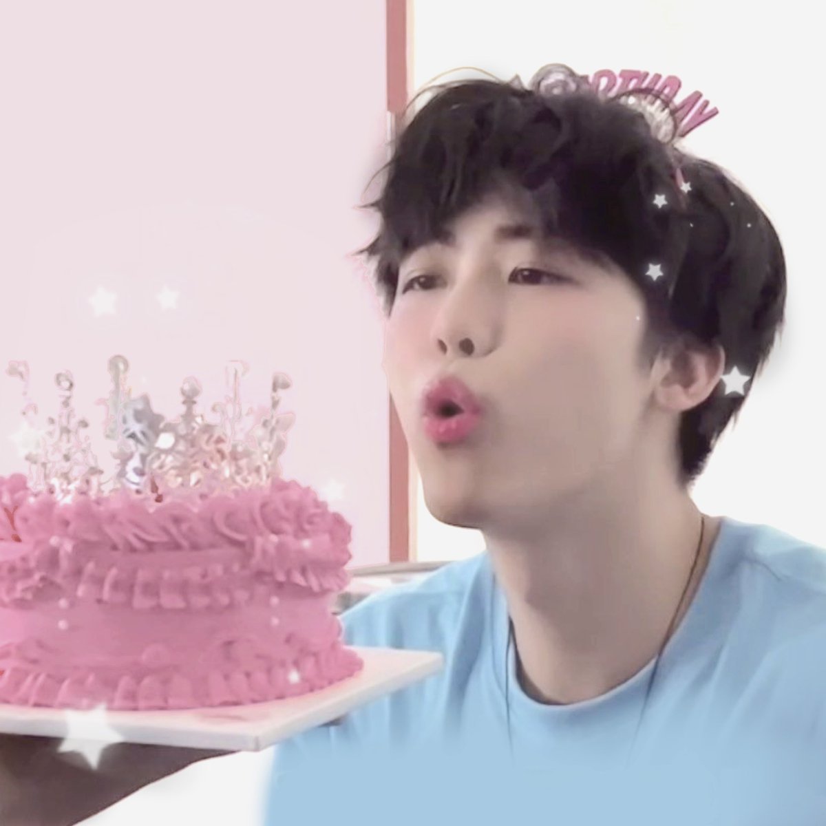 lattenamin's tweet photo. Happy birthday to our cat prince&amp; princess  🩷 🐱
♡。·˚˚·  ·˚˚·。♡* ੈ✩‧₊˚* ੈ✩‧₊
เป็นเด็กคนนึงที่เหมาะกับการเติบโตเพื่อมาเป็นที่รักจริงๆ 
สุขสันต์วันเกิด24ปี เจ้าหญิงแมวคนเก่งของพวกเรา 
#사랑하는_재민이의_스물넷을_찰칵
#JAEMINBornToBeLoved
#HAPPYJAEMINDAY https://t.co/rr71NQKd4O