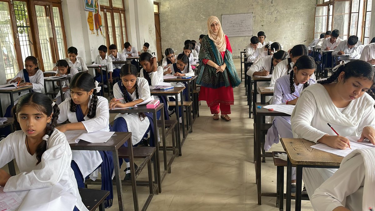 Pleased to share that <a href="/PiramalSoL/">Piramal School of Leadership</a>, in collaboration with <a href="/JKSamagra/">Samagra Shiksha, J&K</a>, has successfully conducted the #Amulya (life skills) #Assessment with 40,000 students across 1,001 schools in 14 districts of Jammu and Kashmir. 
<a href="/PiramalFdn/">Piramal Foundation</a>