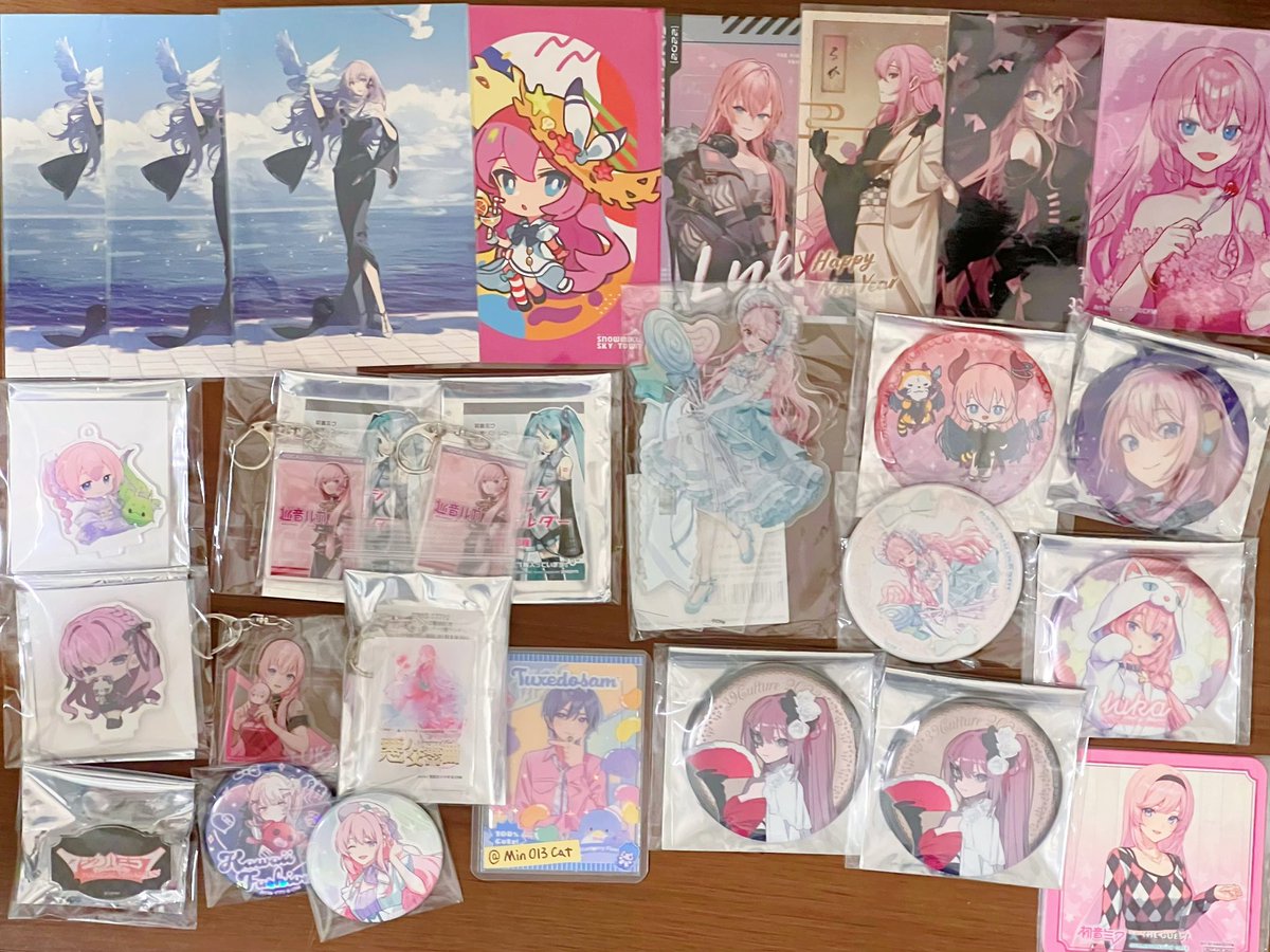 Min013Cat's tweet photo. [交換]ボカロ vocaloid 初音ミク MEIKO 鏡音リン 鏡音レン 巡音ルカ 39culture 桜ミク ミク シンフォニー マジカルミライ ドンキ 缶バッジ ポストカード チェキ 特典

譲:画像1～4のもの全て
求:同異種 KAITO

都内/イベント手渡しor郵送

検索よりもお気軽にお声掛けください🙌 https://t.co/ExCNrdeFsU