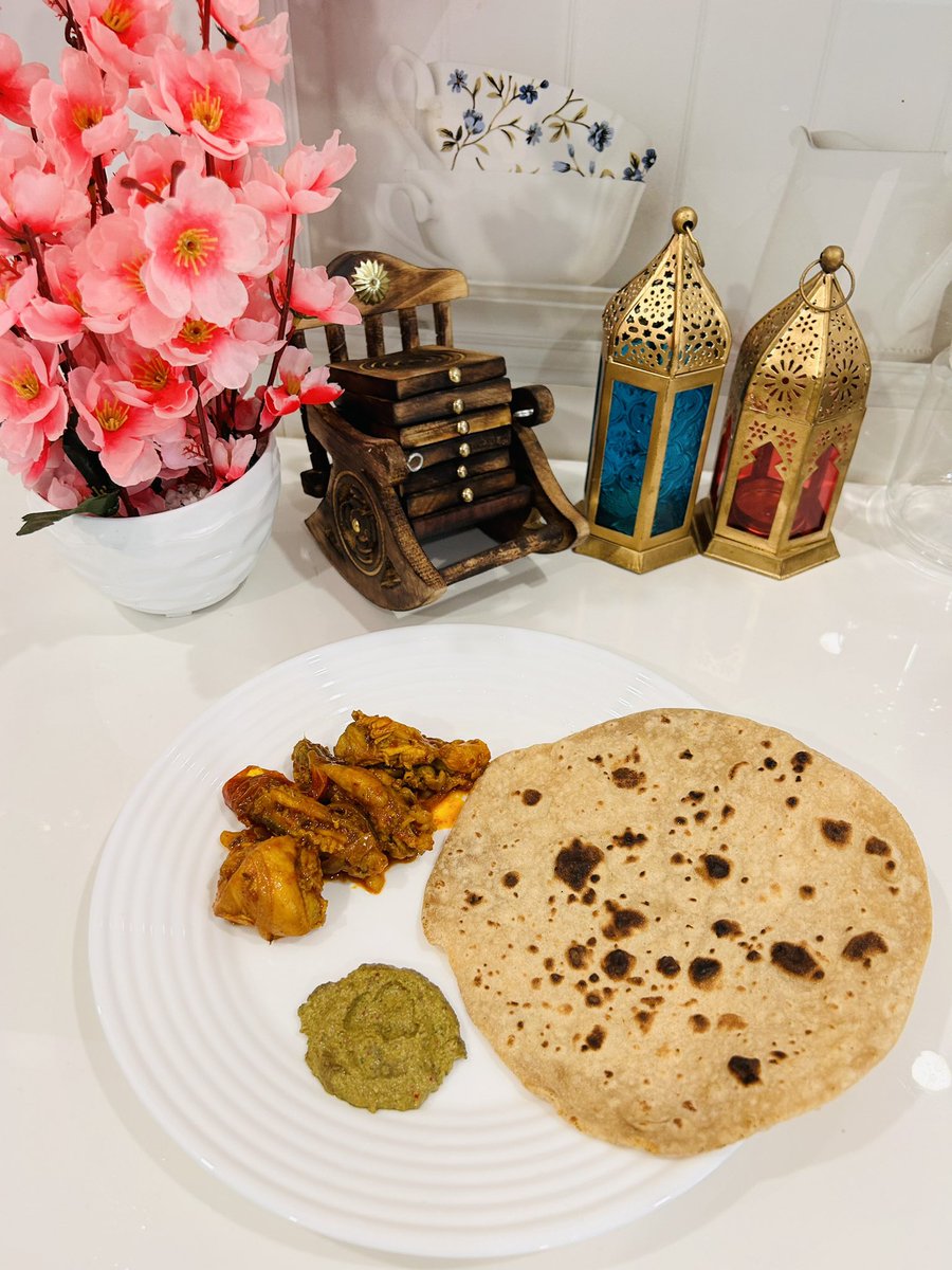 bibaafbs's tweet photo. My Daily Vlog | Rain ☔️Noon Chai ☕️ | Cooking 🥘🍳🧑🍳 | Household Chores🏠 Portion Control Meals ❤️🌸🧿🏠
#minivlog
#trending
#shortvideos
#food
#viralvideos
#viralvideo
#breakfast
#noonchai
#parantha
#desigheeroti
#rain
#villagelife
🩷
https://t.co/rR95eboDLN https://t.co/7a09rzOiKM