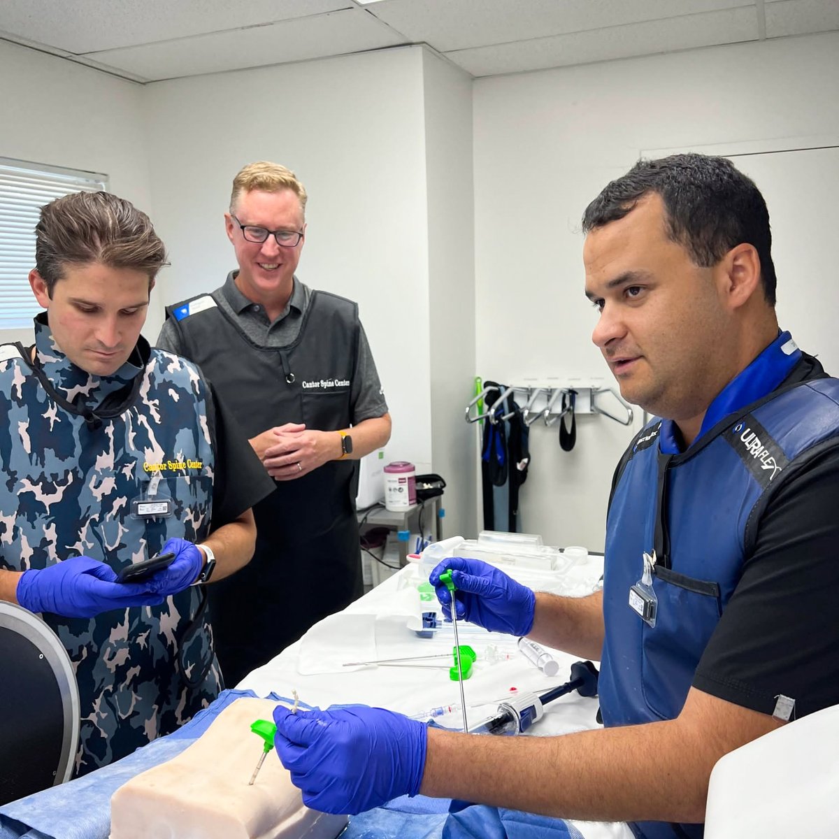 Cantor Spine tweet media