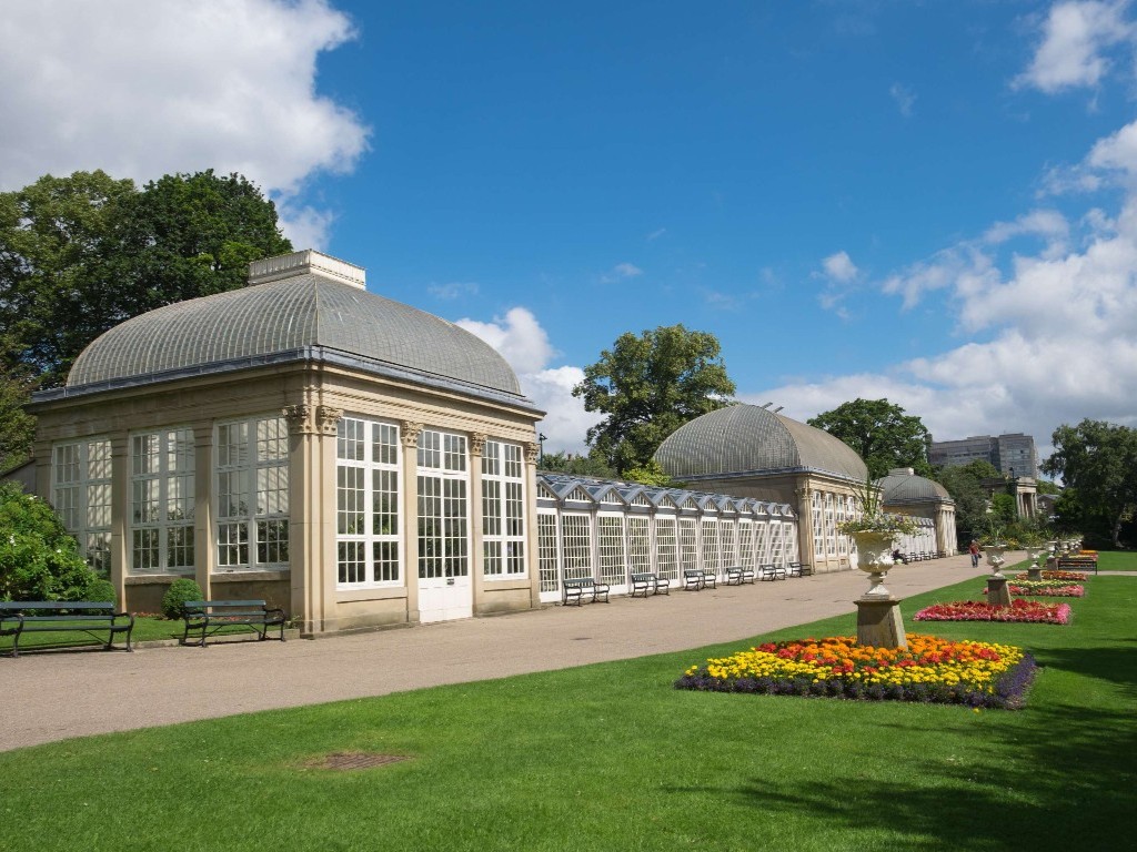 Enjoy a delightful day at Pot House Hamlet with its café, boutique shops, and plant nursery. Then, explore Sheffield Botanical Gardens, featuring themed gardens and historic buildings.

5 September 2024
Thursday
Day Excursion from £24

Discover more... booking.jonesholidays.co.uk/Tour/Pot-House…
