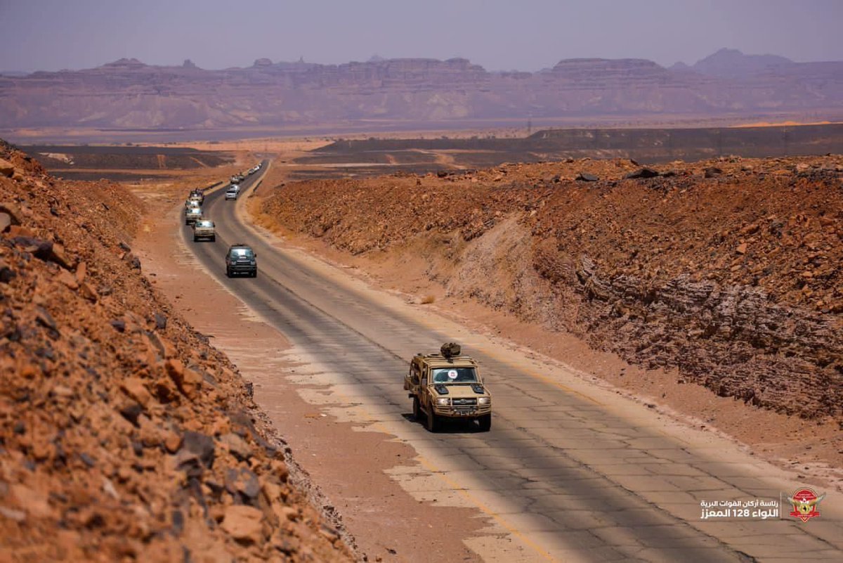 malkoomx00's tweet photo. Les forces terrestres de l'armée #libyenne 🇱🇾 sont arrivées aux frontières de l'#Algérie 🇩🇿 et du #Niger 🇳🇪 afin de sécuriser la région et empêcher les mouvements des milices terroristes https://t.co/aanTEXJ5il