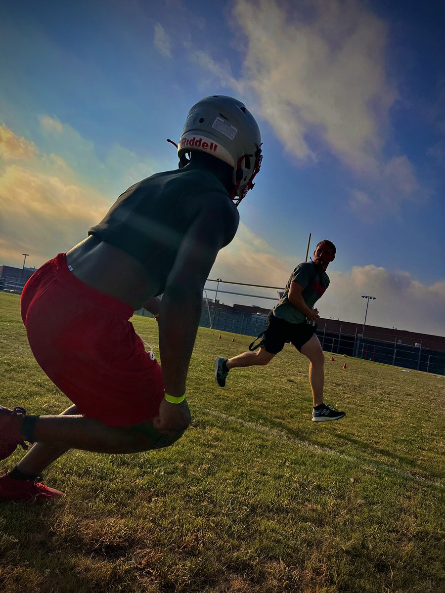 Myles Wisdom tweet media