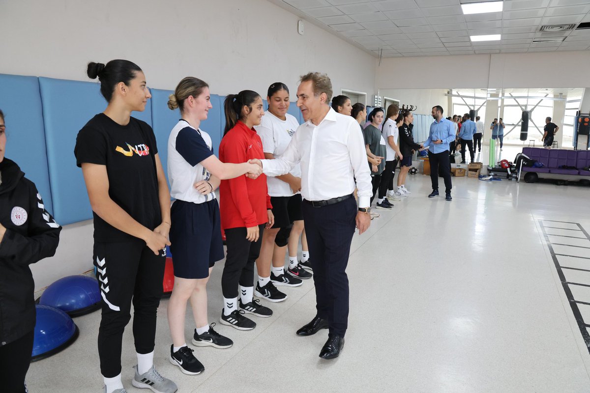 GSB_Trabzon's tweet photo. TOHM Sporcularımız Durmadan Çalışıyor! 🏅

Yeni hedefleri doğrultusunda ter döken TOHM sporcularımız, Türkiye’yi gururlandırmak için gece gündüz demeden çalışıyor. 💪🇹🇷

#TOHM
 #Güreş
 #Boks https://t.co/cFYkfhfKI7