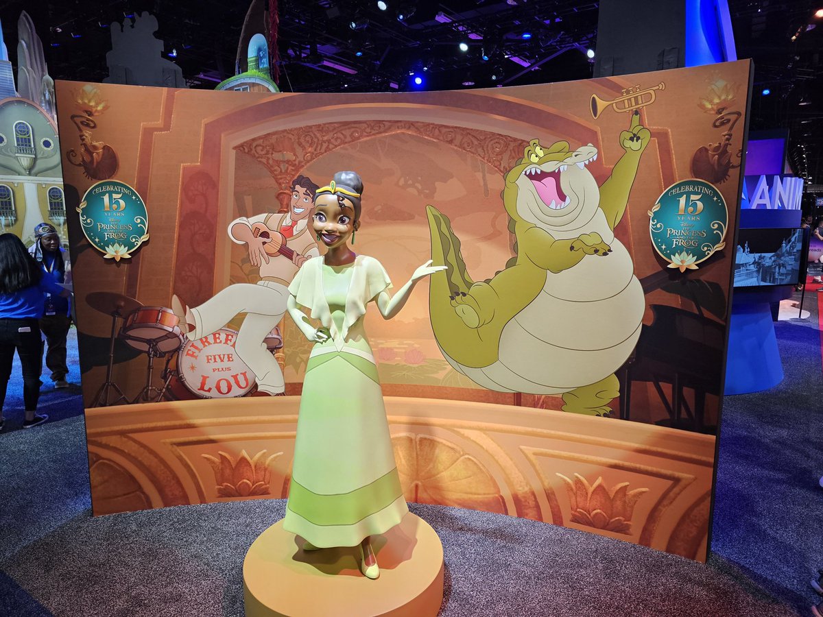 DisneyAnalysiFR's tweet photo. [Spécial #D232024] Faisons une dernière virée du côté du showfloor de @DisneyAnimation avec #Vaiana2, #Zootopie2 et la future série #Tiana ! 💙✨

#D23 #DisneyD23 #DisneyTwentyThree https://t.co/eyxcPG3NU0