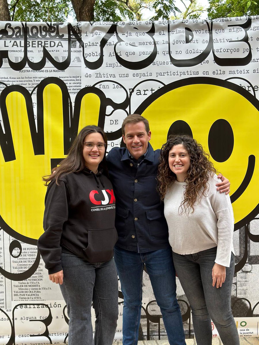 Podríem definir de moltes maneres a la gent jove de #Xàtiva: emprenedora, activa, enèrgica, sociable, desimbolta...

Hui, en el dia Mundial de la Joventut, vull agrair als i les joves tot el que fan per la nostra ciutat, en especial al <a href="/CJXativa/">Consell de la Joventut de Xàtiva</a>, pel seu treball impagable.